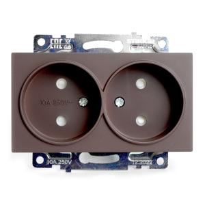 Розетка 2-м 10А С/У со шторками Шоколад Катрин
